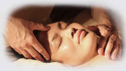 La energía de Reiki es algo que cualquier persona puede usar por lo que parece lógico suponer que cualquier sistema que utilice la energía de Reiki se pueda llamar Reiki...